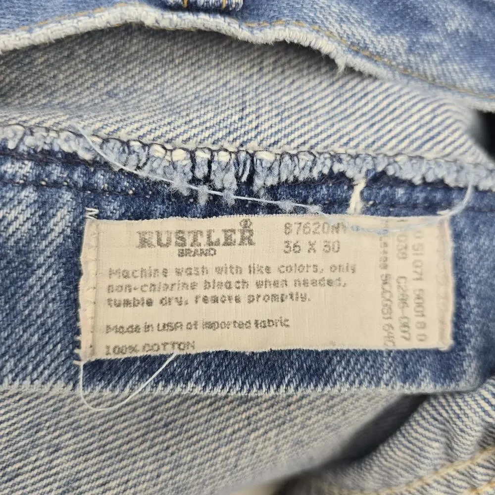 Vintage Rustler Jeans Mens Fits 32x26 Blue Faded Whiskers Denim Straight Leg USA